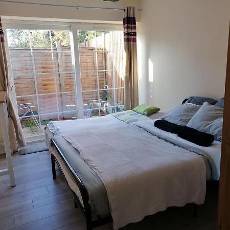 Apartamento Chantilly Ickenham Exterior foto