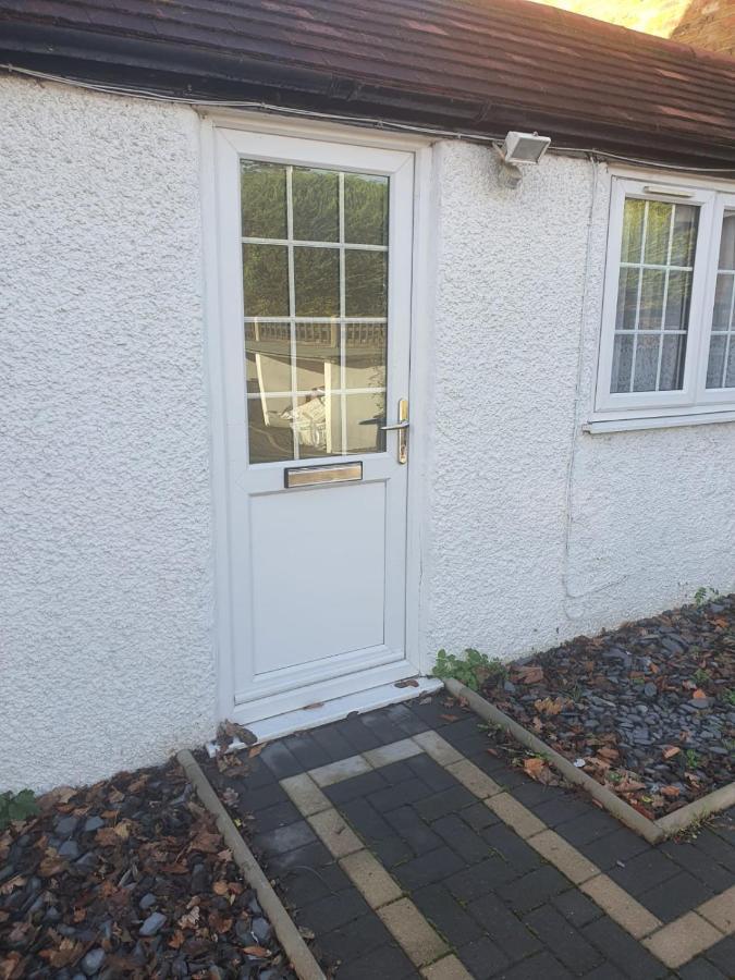 Apartamento Chantilly Ickenham Exterior foto